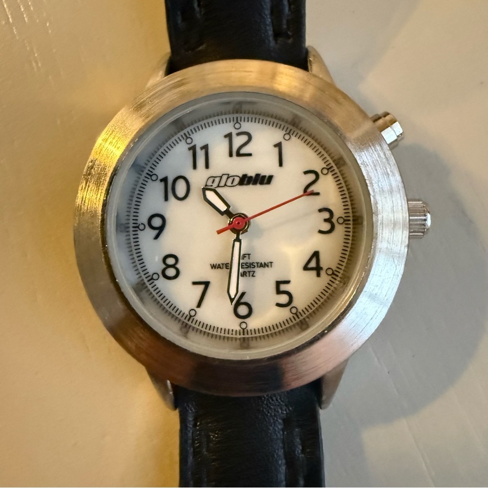 Globlu Tank Watch Leather Strap Y2K Water Resistant Quartz Quite Old School